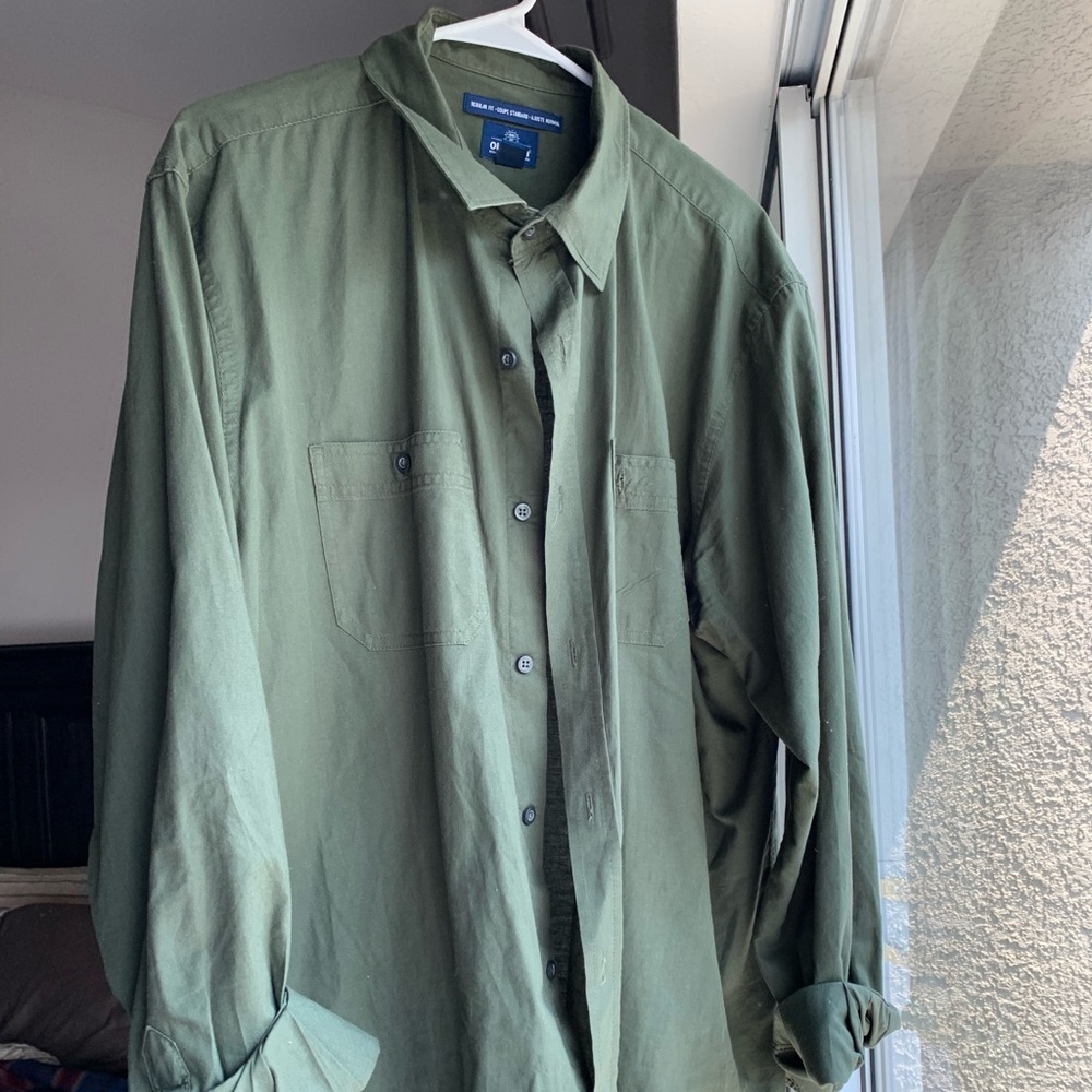 Old navy button up!